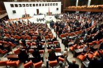 بحث مشروع لرفع الحصانة النيابية في تركيا