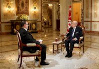 سياسيو تونس منقسمون حيال حكومة الوحدة الوطنية