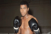 مغردون ينعون أسطورة الملاكمة محمد علي كلاي