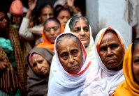 قتلى أثناء طرد الشرطة الهندية أتباع طائفة من أرض يحتلونها