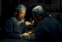 جراح صيني يخطط لأول عملية زرع جسم كامل