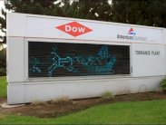 الكويت تطلب التحقيق في ملف الصفقة مع 