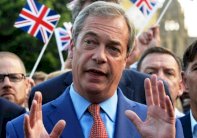 مسار نايجل فاراج في السياسة يكلل بخروج بريطانيا