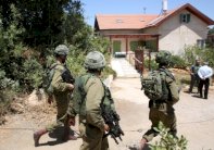 مقتل فلسطيني طعن شخصين في اسرائيل