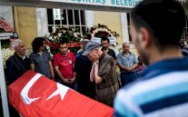 انقرة ترحّل موقوفا تونسيا والده قتل في اعتداء اسطنبول