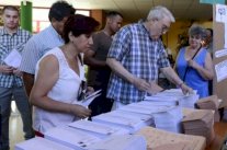 إسبانيا تقرر الأحد: إبقاء اليمين في الحكم أو تغييره