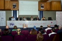 باحثون مغاربة يتَهمون