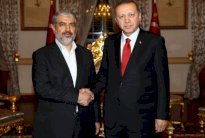 اردوغان يستقبل مشعل قبيل تطبيع محتمل للعلاقات مع اسرائيل