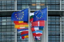 باريس: فقدان الثقة يحتم إجراء تغيير في آلية الإتحاد الأوروبي