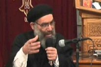 داعش يتبنى اغتيال القس روفائيل موسى 