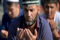 بوتين يهنىء المسلمين بعيد الفطر