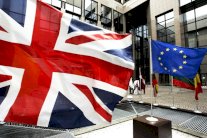 أول الانعكاسات الاقتصادية لخروج بريطانيا