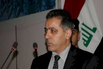 تفجير الكرادة يرغم وزير الداخلية العراقي على الاستقالة