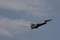 مقاتلات تركية أقلعت بقصد إسقاط طائرات الانقلابيين