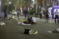 أكثر من 80 قتيلًا قضوا دهسًا في هجوم نيس