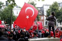 غولن لا يستبعد وقوف أردوغان نفسه خلف محاولة الانقلاب