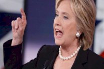 كلينتون تضع معايير الترشح لنائب الرئيس