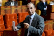 وزيرا الداخلية والمالية المغربيان يطلقان النار على