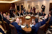 اللبنانيون للمتحاورين: غلّبوا المصلحة الوطنية