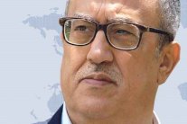 الكاتب الأردني ناهض حتر أمام القضاء الأحد