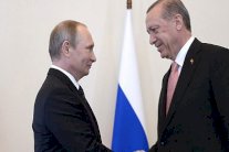 وتصافح بوتين مع إردوغان في قصر قسطنطين