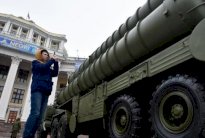 الجيش الروسي يعلن نشر منظومة اس-400 في القرم