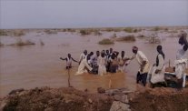 فيضانات السودان تمنع وصول المساعدات