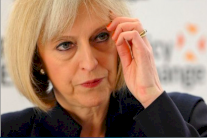 بريطانيا لإجراءات متشددة ضد