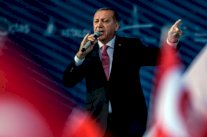 أردوغان: نقاتل الميليشيات الكردية و