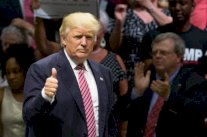 ترامب يرفض الدعم من قائد سابق لمجموعة عنصرية