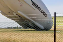 تحطم أكبر طائرة في العالم خلال رحلة تجريبية