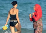 رؤساء بلديات المدن الفرنسية التي لا تزال تحظر البوركيني يستدعون للمثول امام القضاء