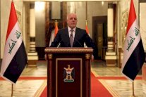 العبادي: تعديل وزاري واتفاق مع الأكراد لعملية الموصل