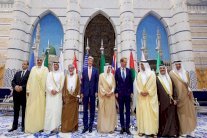 إطلاق مبادرة جديدة لحل الأزمة اليمنية