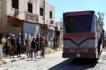 بدء خروج المدنيين والمقاتلين من داريا