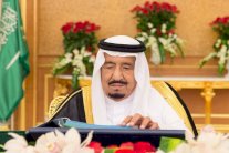 الملك سلمان يوجه بتقديم أفضل الخدمات للحجاج