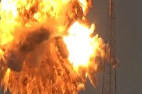 ضربة تكنولوجية فضائية مؤلمة لفايسبوك وإسرائيل