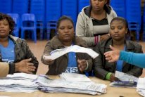 خبراء: تزوير الانتخابات في افريقيا 