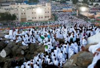 مليونا مسلم يؤدون الركن الاعظم من مناسك الحج