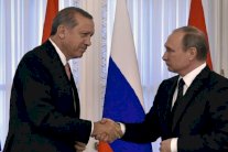 اردوغان وبوتين يبحثان ارساء هدنة في حلب