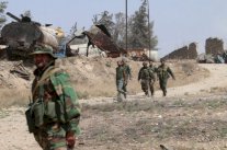 مقتل 12 شخصا بينهم مسؤول في المعارضة في تفجير في جنوب سوريا