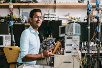 جائزتا تقدير لعالمين هنديين في أميركا