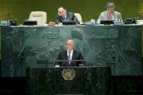 العبادي: حصلنا على تعهدات دولية بالتسليح وإعادة الإعمار