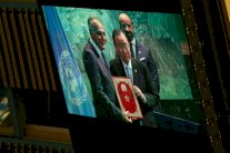 المغرب يضع صكوك التصديق على