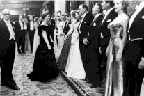 رسالة تؤكد علاقة مارلين مونرو بشقيق الرئيس كينيدي