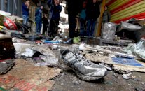 32 قتيلا في تفجير انتحاري في بغداد تزامنا مع زيارة هولاند