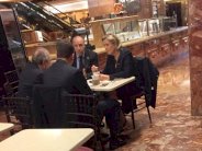 مارين لوبن في برج ترامب في نيويورك