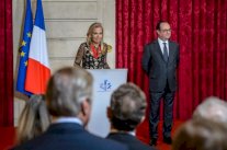 هولاند لترامب: الاتحاد الاوروبي ليس بحاجة لنصائح خارجية