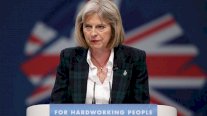 رئيسة وزراء بريطانيا تحذر من سياسة الانقسام