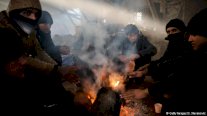 لاجئون في بلغراد يعانون من البرد القارس والحشرات